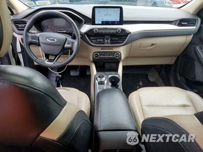 Zdjęcie 8 z 13 samochodu: 2020 FORD ESCAPE SEL VIN:1FMCU9H63LUA27457 - miniatura