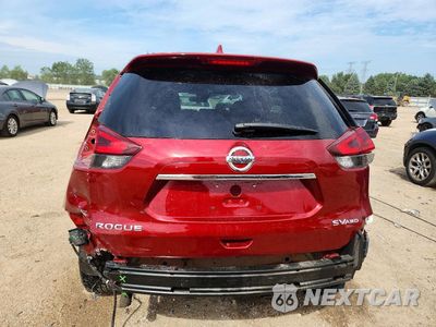 Zdjęcie 6 z 13 samochodu: 2019 NISSAN ROGUE SV VIN:5N1AT2MV1KC814524 - miniatura