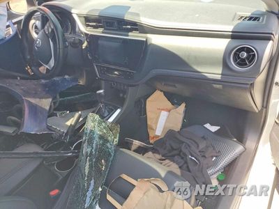 Zdjęcie 8 z 12 samochodu: 2019 TOYOTA COROLLA XSE VIN:5YFBURHE1KP893418 - miniatura