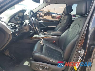 Zdjęcie 7 z 13 samochodu: 2015 BMW X5 XDRIVE35I VIN:5UXKR0C50F0P13185 - miniatura