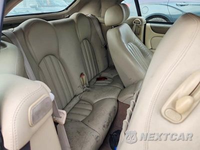 Zdjęcie 10 z 12 samochodu: 2001 JAGUAR XK8 VIN:SAJDA42C61NA20162 - miniatura