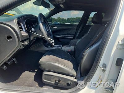 Zdjęcie 7 z 12 samochodu: 2019 DODGE CHARGER SCAT PACK VIN:2C3CDXGJ8KH518756 - miniatura