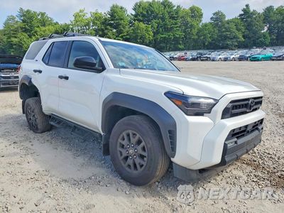 Czwarte zdjęcie samochodu z boku: 2025 TOYOTA 4RUNNER SR5 VIN:JTEVA5BR8S5049959 - miniatura