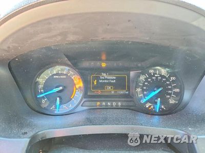 Zdjęcie 9 z 13 samochodu: 2017 FORD EXPLORER XLT VIN:1FM5K8D86HGA07063 - miniatura