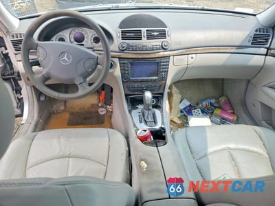 Zdjęcie 8 z 12 samochodu: 2004 MERCEDES-BENZ E 320 VIN:WDBUF65J84A436629 - miniatura