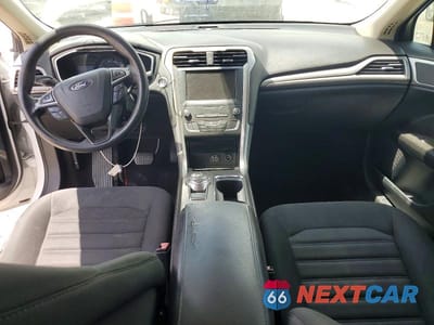 Zdjęcie 8 z 12 samochodu: 2019 FORD FUSION SE VIN:3FA6P0HD4KR171128 - miniatura