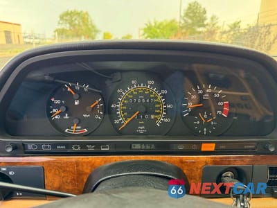 Zdjęcie 8 z 10 samochodu: 1986 MERCEDES-BENZ 560 560SEL VIN:WDBCA3902GA206649 - miniatura