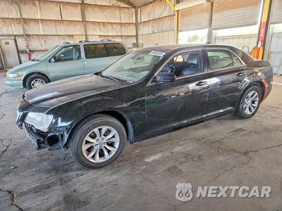 2015 CHRYSLER 300 LIMITED 2C3CCAAG7FH742801 - główne zdjęcie licytacji z USA - miniatura