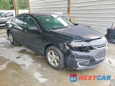 Czwarte zdjęcie samochodu z boku: 2017 CHEVROLET MALIBU LS VIN:1G1ZB5ST5HF180101 - miniatura