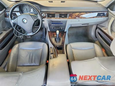 Zdjęcie 8 z 12 samochodu: 2006 BMW 325 I VIN:WBAVB135X6KX67362 - miniatura