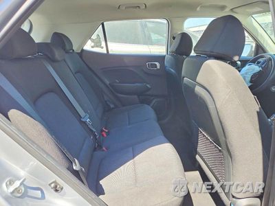 Zdjęcie 10 z 12 samochodu: 2021 HYUNDAI VENUE SE VIN:KMHRB8A33MU068182 - miniatura