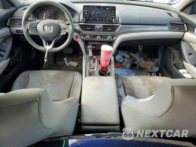 Zdjęcie 8 z 13 samochodu: 2019 HONDA ACCORD LX VIN:1HGCV1F19KA124139 - miniatura