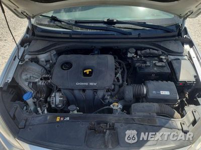 Zdjęcie 11 z 12 samochodu: 2018 HYUNDAI ELANTRA VALUE EDITION VIN:5NPD84LF1JH260588 - miniatura