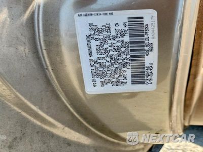 Zdjęcie 13 z 13 samochodu: 2001 TOYOTA SIENNA CE VIN:4T3ZF19C71U376698 - miniatura