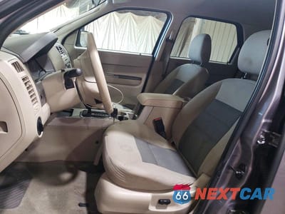 Zdjęcie 7 z 13 samochodu: 2008 FORD ESCAPE XLT VIN:1FMCU93128KD40210 - miniatura