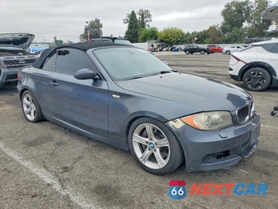 Czwarte zdjęcie samochodu z boku: 2008 BMW 135 I VIN:WBAUN935X8VF55566 - miniatura