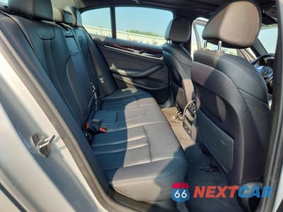 Zdjęcie 10 z 12 samochodu: 2019 BMW 530 I VIN:WBAJA5C59KBX49115 - miniatura