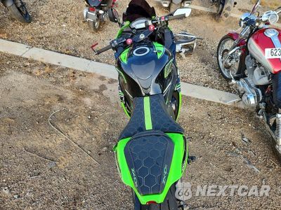 Zdjęcie 6 z 9 samochodu: 2017 KAWASAKI ZX1000 R VIN:JKAZXCR1XHA005044 - miniatura