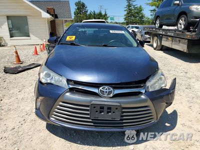 Piąte zdjęcie samochodu w środku: 2017 TOYOTA CAMRY LE VIN:4T1BF1FK4HU814545 - miniatura