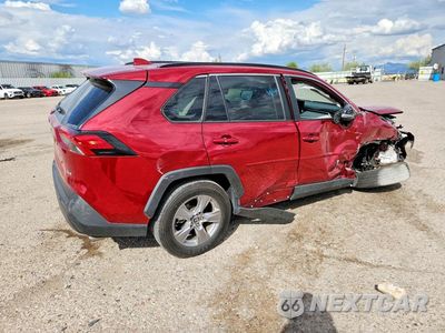 Trzecie zdjęcie samochodu z tyłu: 2024 TOYOTA RAV4 XLE VIN:2T3W1RFV8RW344585 - miniatura