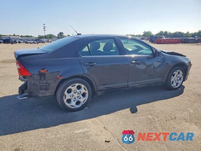Trzecie zdjęcie samochodu z tyłu: 2011 FORD FUSION SE VIN:3FAHP0HA9BR310927 - miniatura