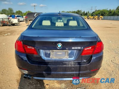 Zdjęcie 6 z 13 samochodu: 2012 BMW 528 XI VIN:WBAXH5C54CDW08318 - miniatura