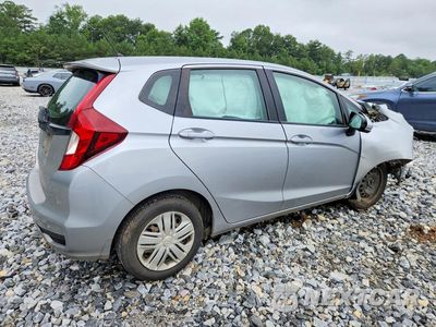 Trzecie zdjęcie samochodu z tyłu: 2020 HONDA FIT LX VIN:3HGGK5H4XLM731468 - miniatura