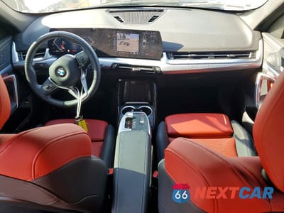 Zdjęcie 8 z 14 samochodu: 2025 BMW X1 XDRIVE28I VIN:WBX73EF03S5314227 - miniatura