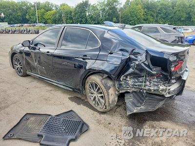 Trzecie zdjęcie samochodu z tyłu: 2021 TOYOTA CAMRY SE VIN:4T1G11AK2MU413842 - miniatura