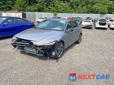 Drugie zdjęcie samochodu z przodu: 2025 HYUNDAI ELANTRA SEL SPORT VIN:KMHLM4DG0SU094579 - miniatura