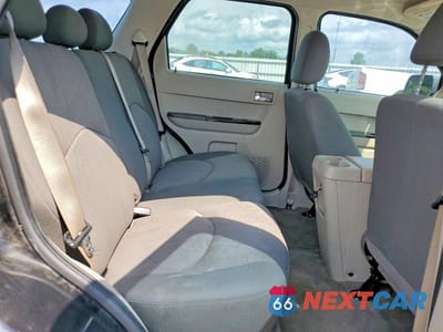 Zdjęcie 11 z 13 samochodu: 2008 MAZDA TRIBUTE I VIN:4F2CZ02ZX8KM31069 - miniatura