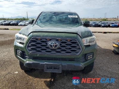 Piąte zdjęcie samochodu w środku: 2021 TOYOTA TACOMA TRD OFF-ROAD VIN:3TMCZ5AN6MM404482 - miniatura