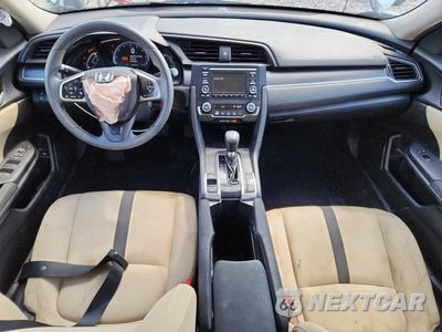 Zdjęcie 8 z 12 samochodu: 2019 HONDA CIVIC LX VIN:19XFC2F61KE012712 - miniatura