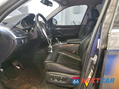 Zdjęcie 7 z 12 samochodu: 2015 BMW X5 XDRIVE35I VIN:5UXKR0C58F0K59106 - miniatura