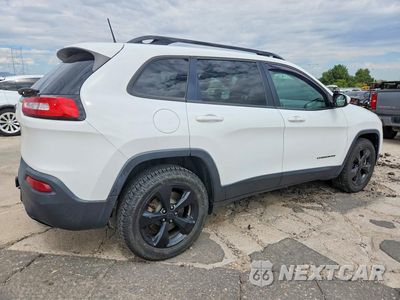 Trzecie zdjęcie samochodu z tyłu: 2015 JEEP CHEROKEE LATITUDE VIN:1C4PJMCS5FW792989 - miniatura