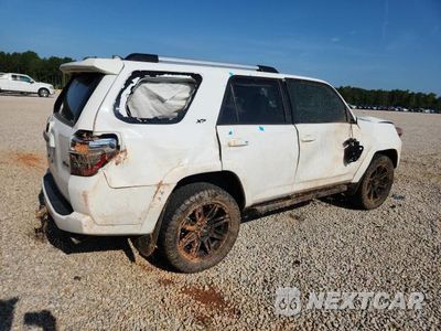 Trzecie zdjęcie samochodu z tyłu: 2024 TOYOTA 4RUNNER SR5 PREMIUM VIN:JTENU5JR5R6256631 - miniatura