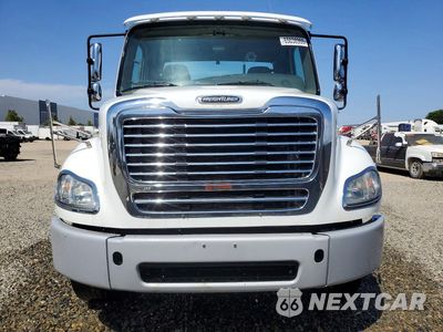 Piąte zdjęcie samochodu w środku: 2019 FREIGHTLINER BUSINESS CLASS M2 SEMI TRUCK VIN:1FUBC4FT8KHLH9248 - miniatura