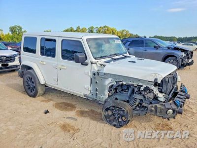 Czwarte zdjęcie samochodu z boku: 2024 JEEP WRANGLER SAHARA 4XE VIN:1C4RJXP62RW175383 - miniatura