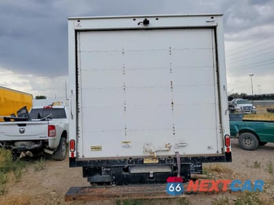 Zdjęcie 11 z 13 samochodu: 2022 FORD E450 BOX TRUCK VIN:1FDXE4FN5NDC03018 - miniatura
