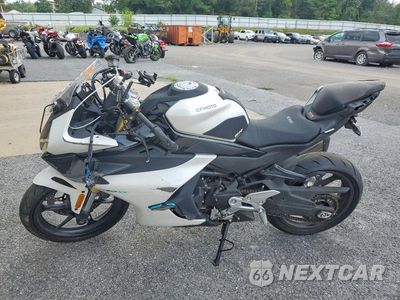 Trzecie zdjęcie samochodu z tyłu: 2024 CF MOTO 450SS VIN:LCEPESLA9R6021374 - miniatura