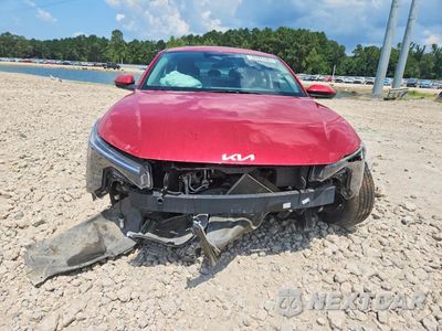 Piąte zdjęcie samochodu w środku: 2025 KIA K4 LXS VIN:3KPFT4DE1SE059941 - miniatura
