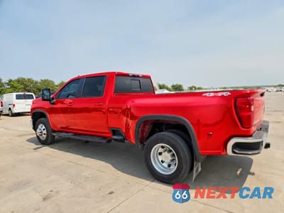 Drugie zdjęcie samochodu z przodu: 2026 CHEVROLET SILVERADO K3500 LT VIN:1GC4KTEY9TF129531 - miniatura