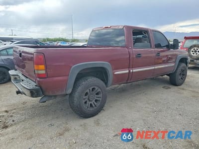 Czwarte zdjęcie samochodu z boku: 2002 GMC SIERRA C2500 VIN:1GTHC23162F237098 - miniatura