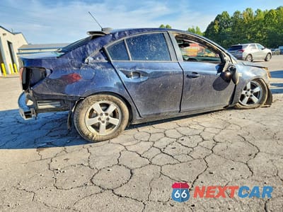 Trzecie zdjęcie samochodu z tyłu: 2015 CHEVROLET CRUZE LS VIN:1G1PA5SH1F7286834 - miniatura