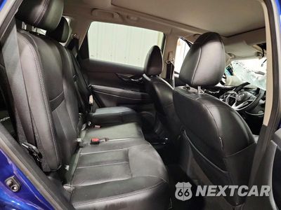 Zdjęcie 11 z 14 samochodu: 2019 NISSAN ROGUE SL VIN:5N1AT2MV4KC803310 - miniatura