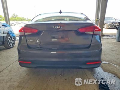 Zdjęcie 6 z 12 samochodu: 2017 KIA FORTE LX VIN:3KPFL4A71HE143580 - miniatura