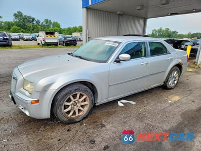 2008 CHRYSLER 300 LIMITED 2C3KA33G08H152470 - główne zdjęcie licytacji z USA - miniatura