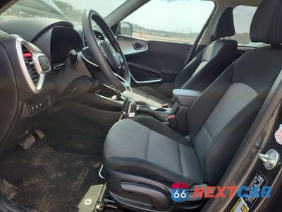 Zdjęcie 7 z 12 samochodu: 2024 KIA SOUL LX VIN:KNDJ23AU7R7241883 - miniatura