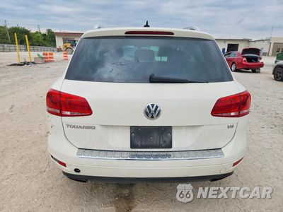 Zdjęcie 6 z 13 samochodu: 2011 VOLKSWAGEN TOUAREG V6 VIN:WVGFF9BP0BD004872 - miniatura