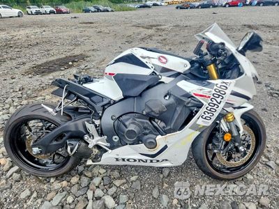 2025 HONDA CBR1000 RA JH2SC7759SK800031 - główne zdjęcie licytacji z USA - miniatura